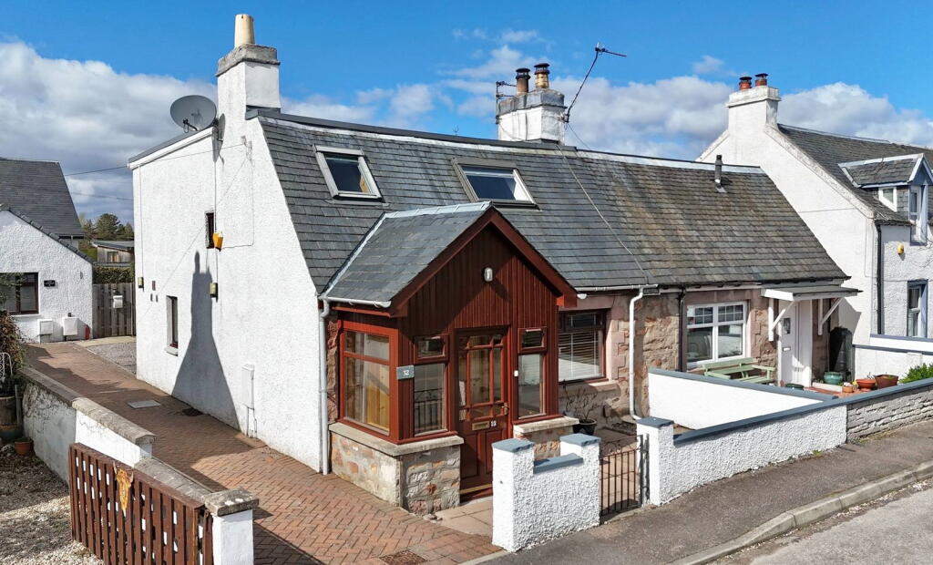 Main image of property: 32 & 32a Culcabock Avenue, Inverness, IV2 3RG