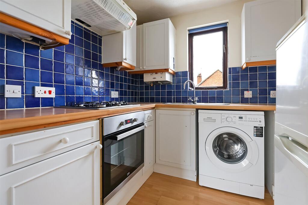 Main image of property: The Mews, 125 Holmesdale Road, Reigate, Surrey, RH2