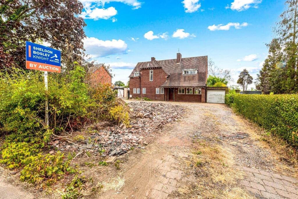 Main image of property: The Long Shoot, Nuneaton