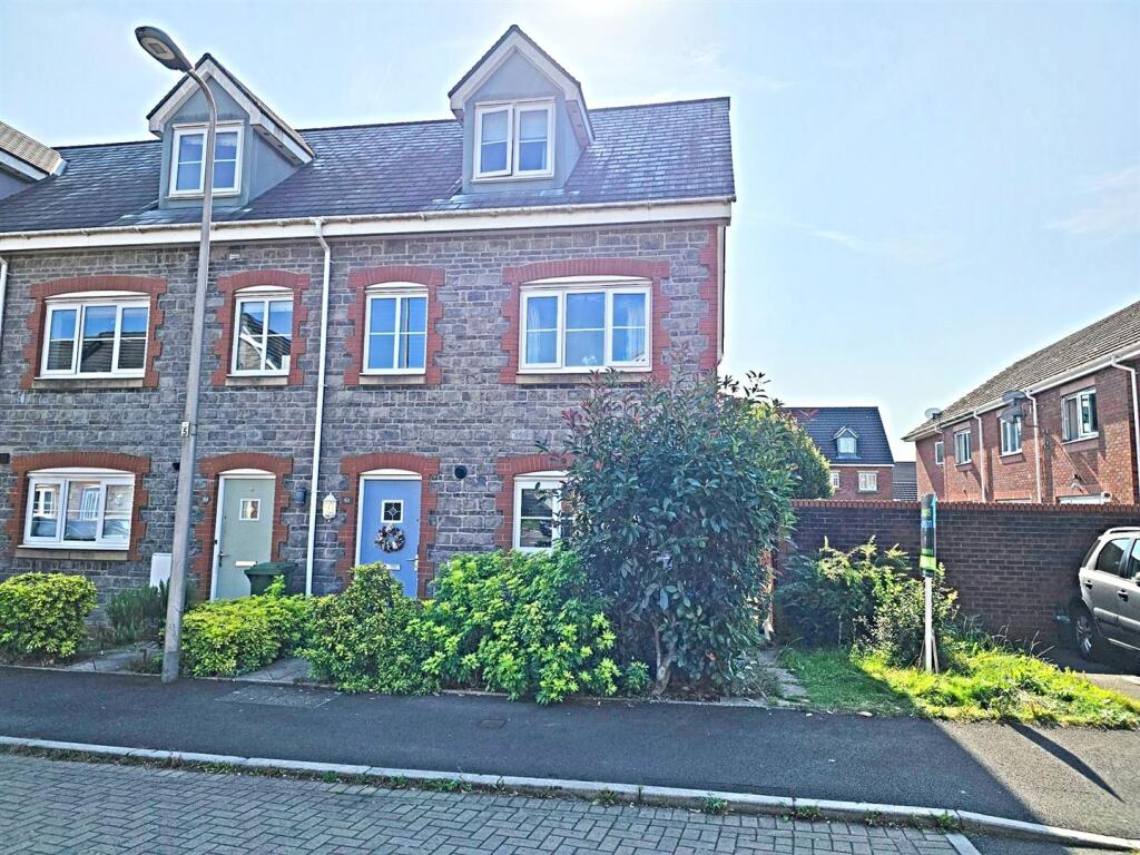 Main image of property: Heol Gruffydd, Rhydyfelin, Pontypridd