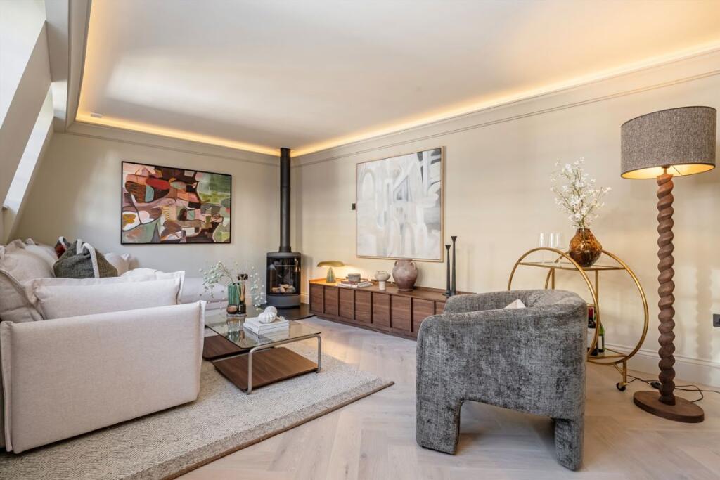House in London - View 2