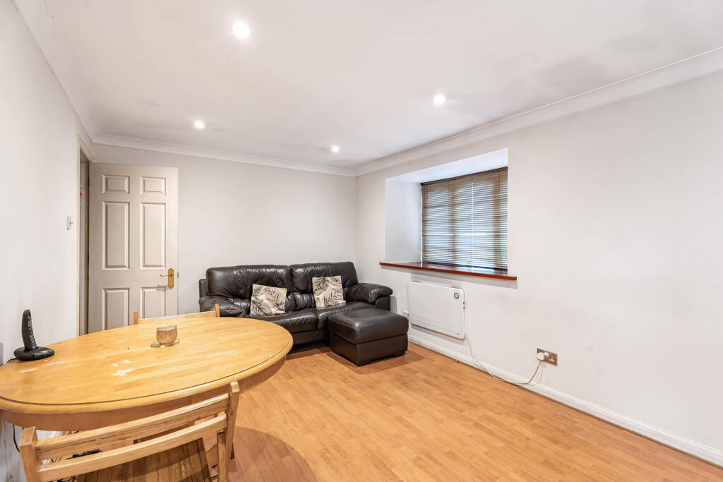 Apartment in London - View 4