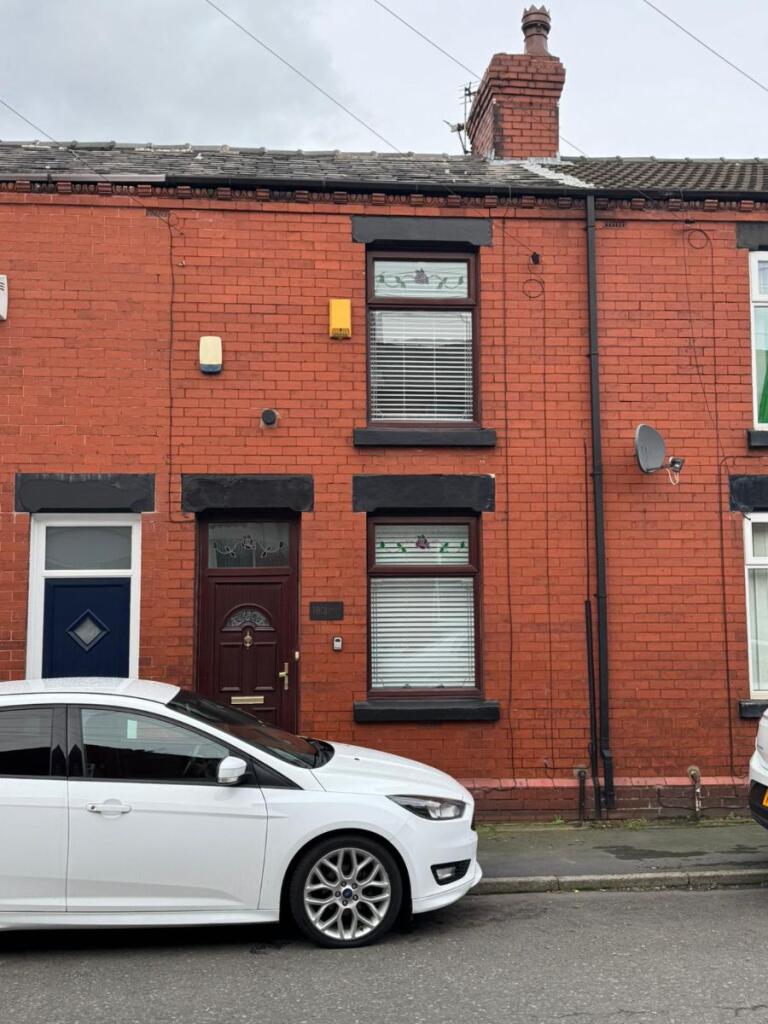 Main image of property: Gladstone Street