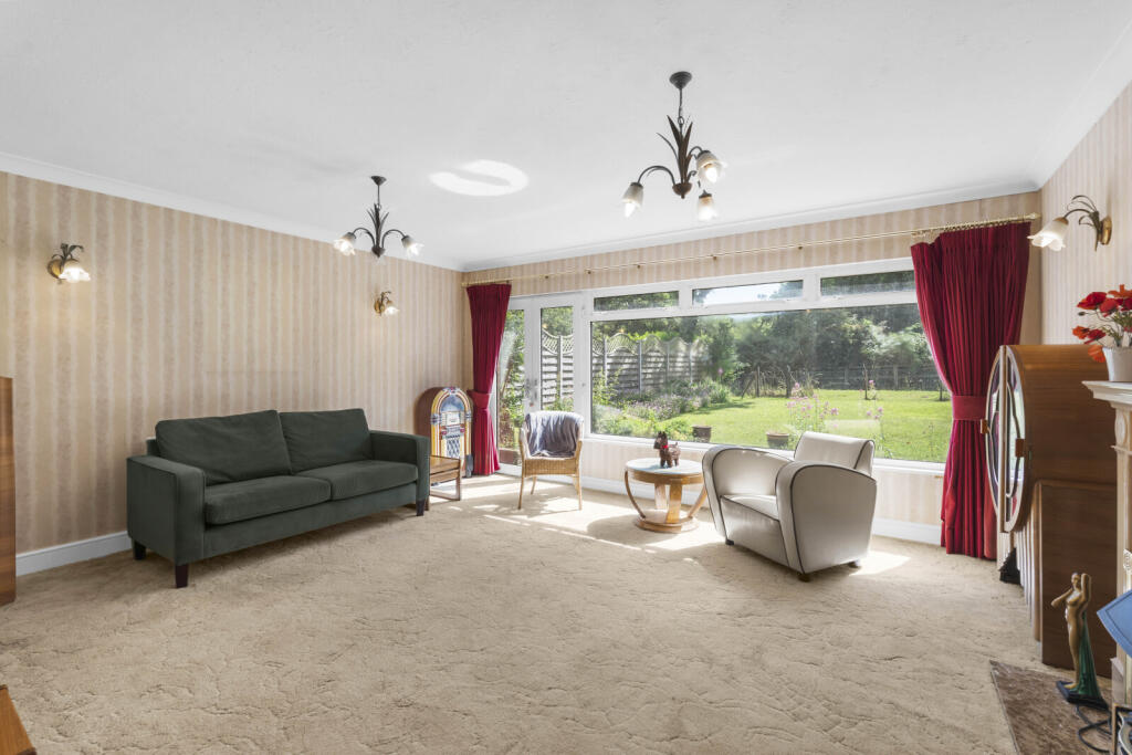 House in East Hertfordshire, Sawbridgeworth - View 2