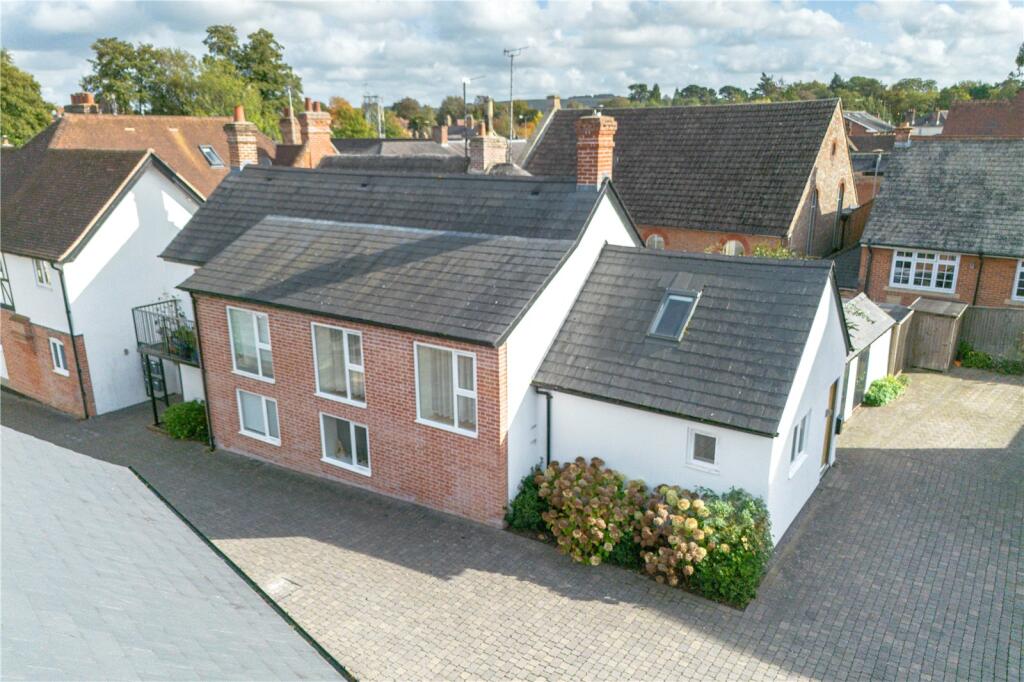 2-bed semi-detached on North Street, Pewsey, Wiltshire, SN9, £350,000