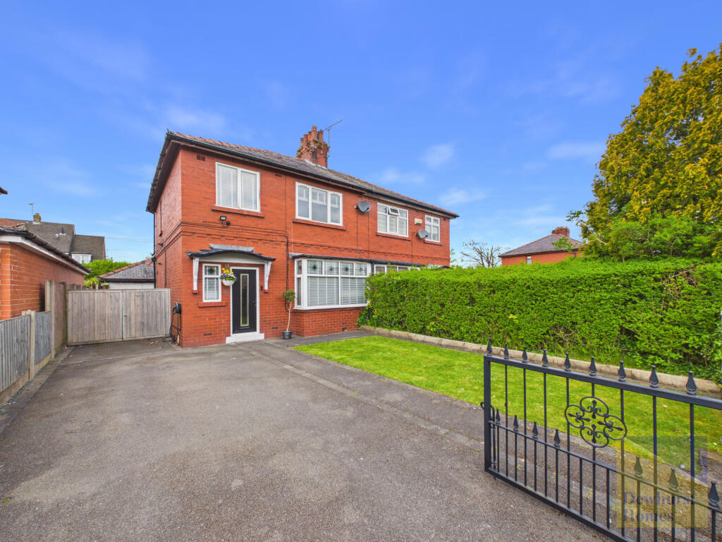 Main image of property: Moor Avenue, Penwortham, Preston, PR1