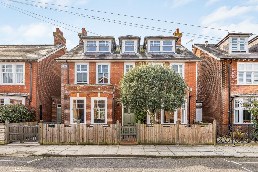 5-bed detached on Burbidge Grove, Southsea, £1,200,000