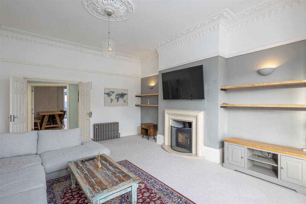Apartment in Newcastle upon Tyne - View 4