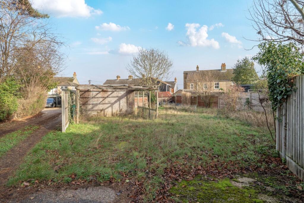 House in Milton Keynes - More