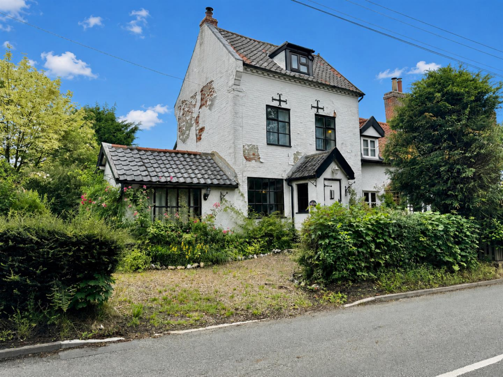 Main image of property: Harleston Road, Pulham Market, Diss