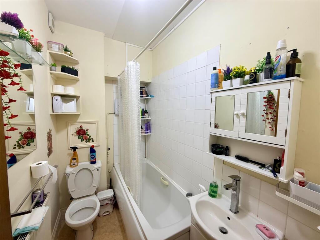 Apartment in Plymouth, Greenbank - View 5