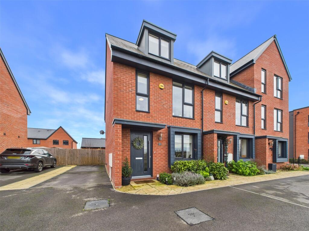 3-bed terraced on Centurion Road, Innsworth, Gloucester, Gloucestershire, GL3, £340,000