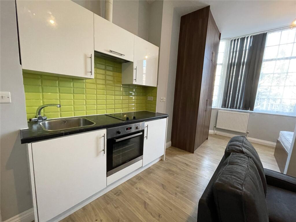 Apartment in London - View 4