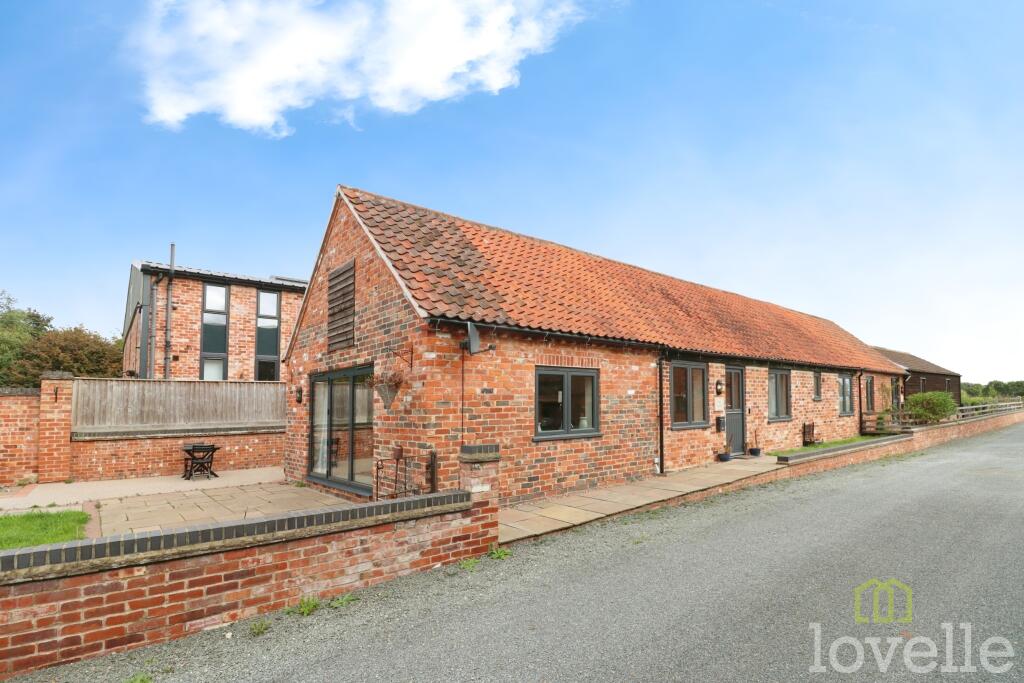 Main image of property: South Farm, Lincoln, LN5