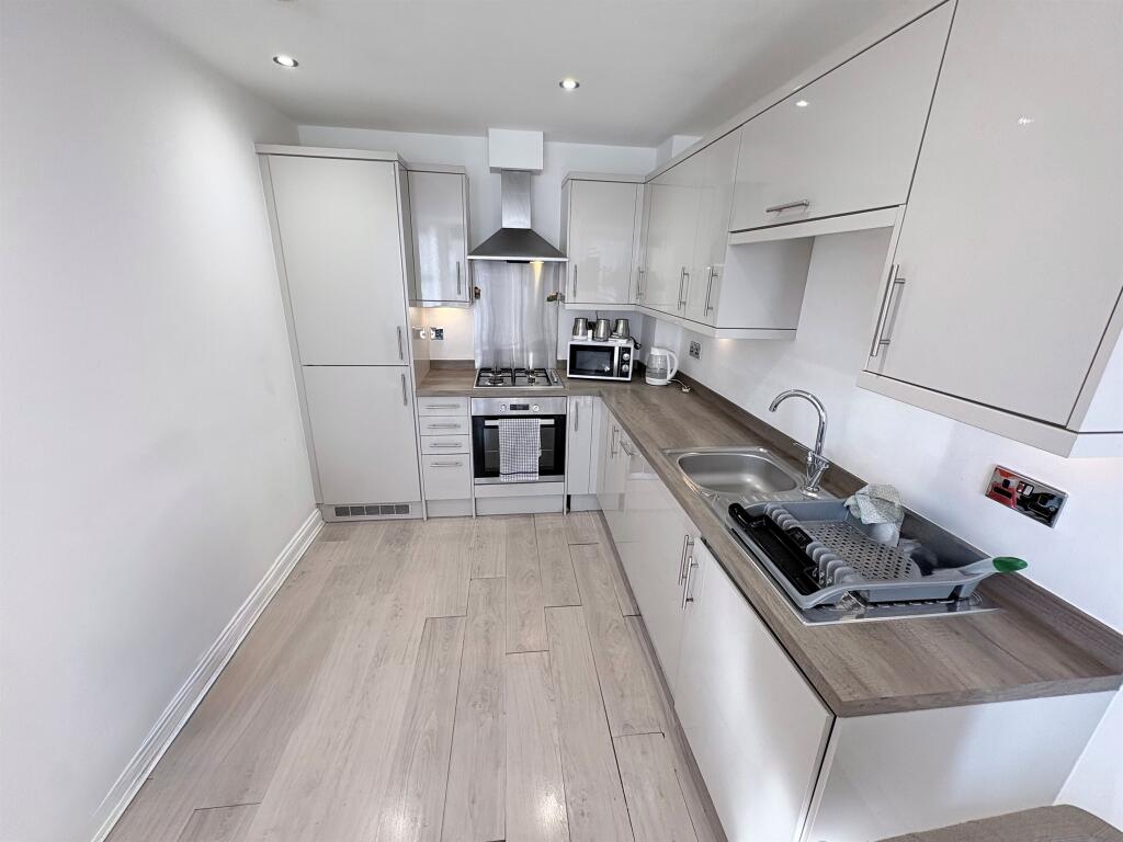 Apartment in St Neots, Eaton Ford - View 5