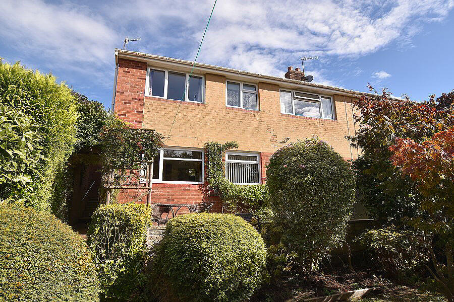 3-bed semi-detached on Cherry Tree Close, Exeter, EX4, £335,000