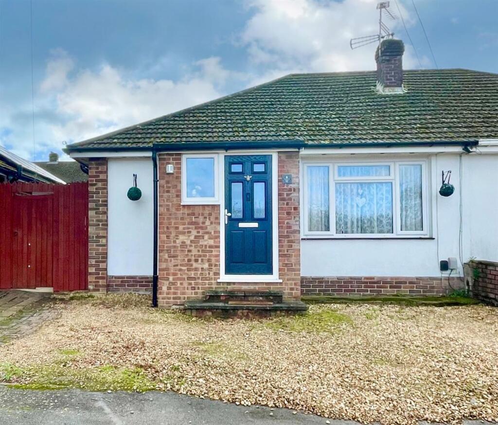 Main image of property: Crest Way, Southampton