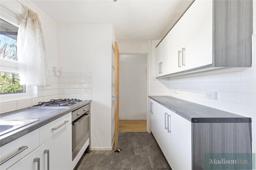 Apartment in London, Forest Gate - View 6