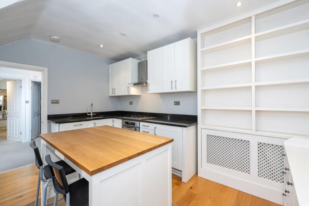 Apartment in London, Falcon Estate, Clapham Junction - View 4