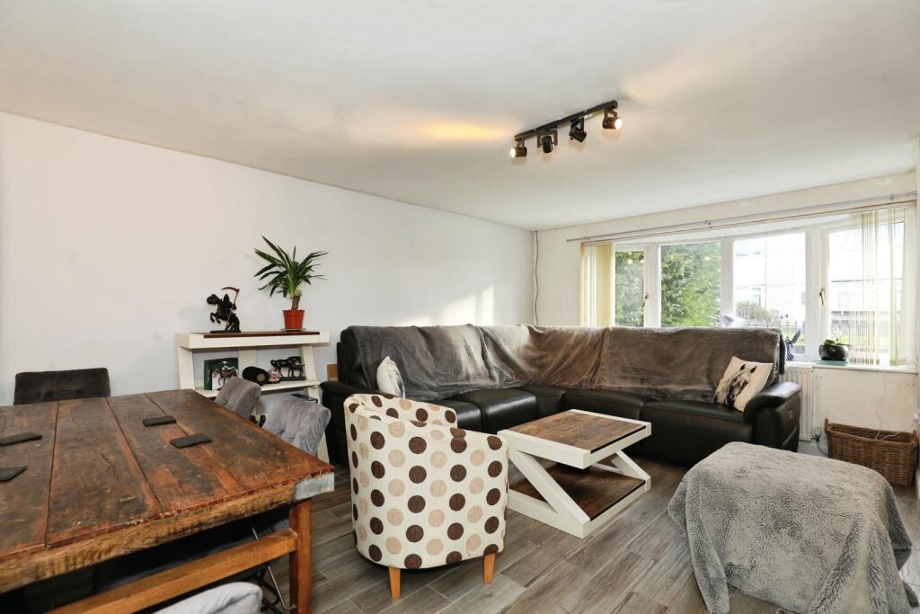 Alt Walk, Winsford, Cheshire, CW7 photo 3