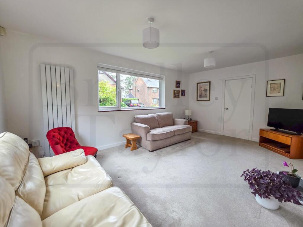 House in Preston - More