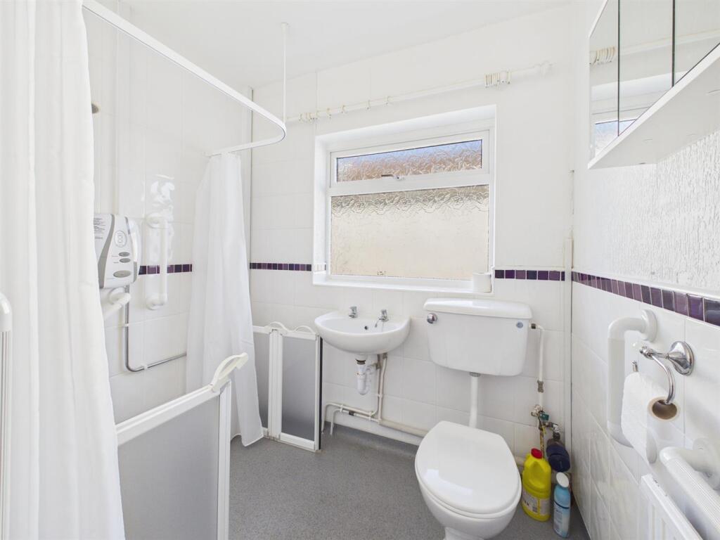 House in Porthcawl, Nottage - View 5