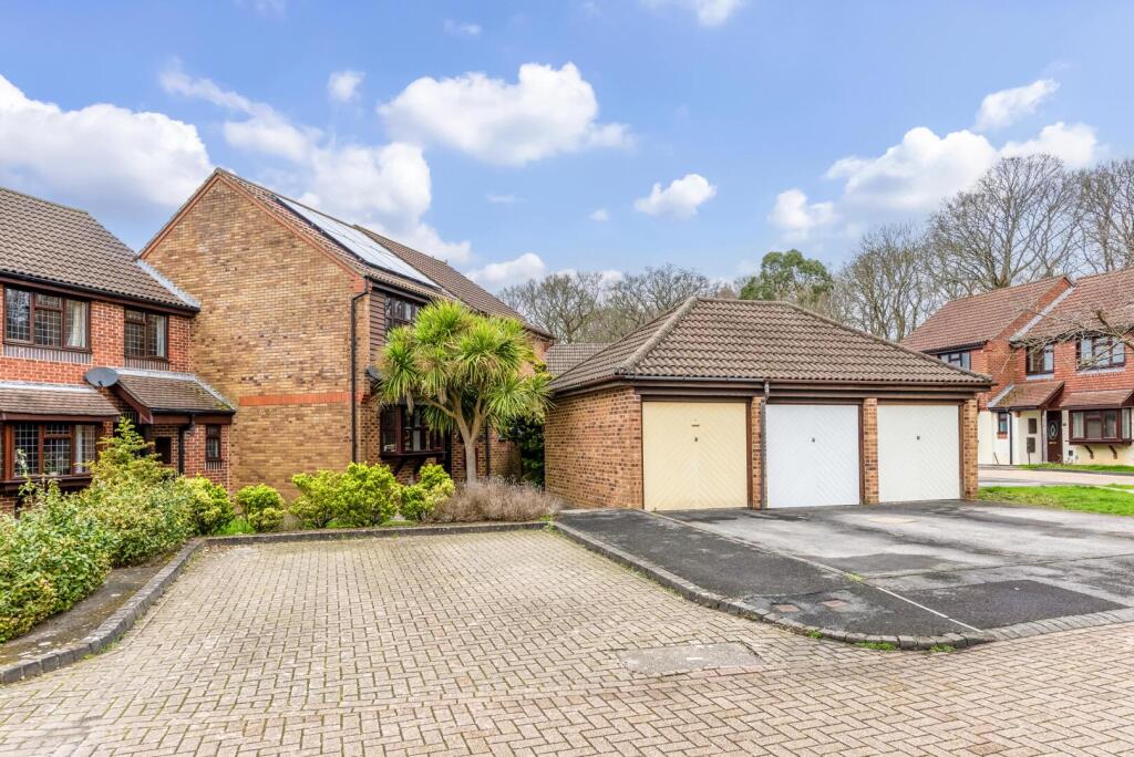Main image of property: Whinchat Close, Fareham