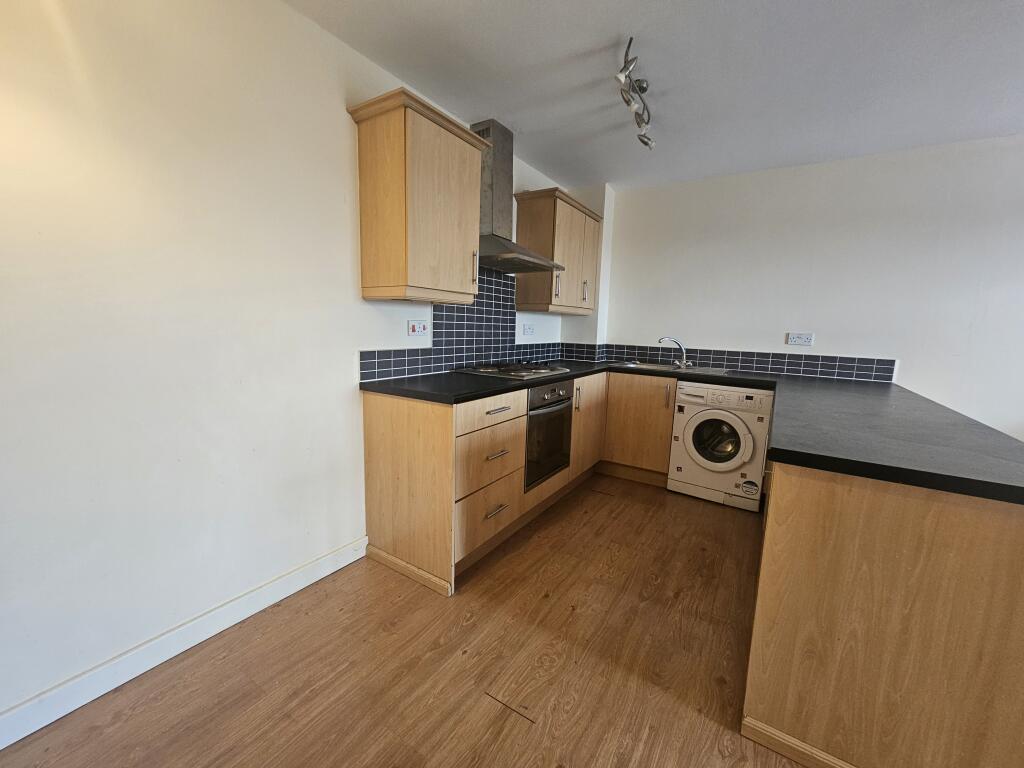 Apartment in Preston - View 2