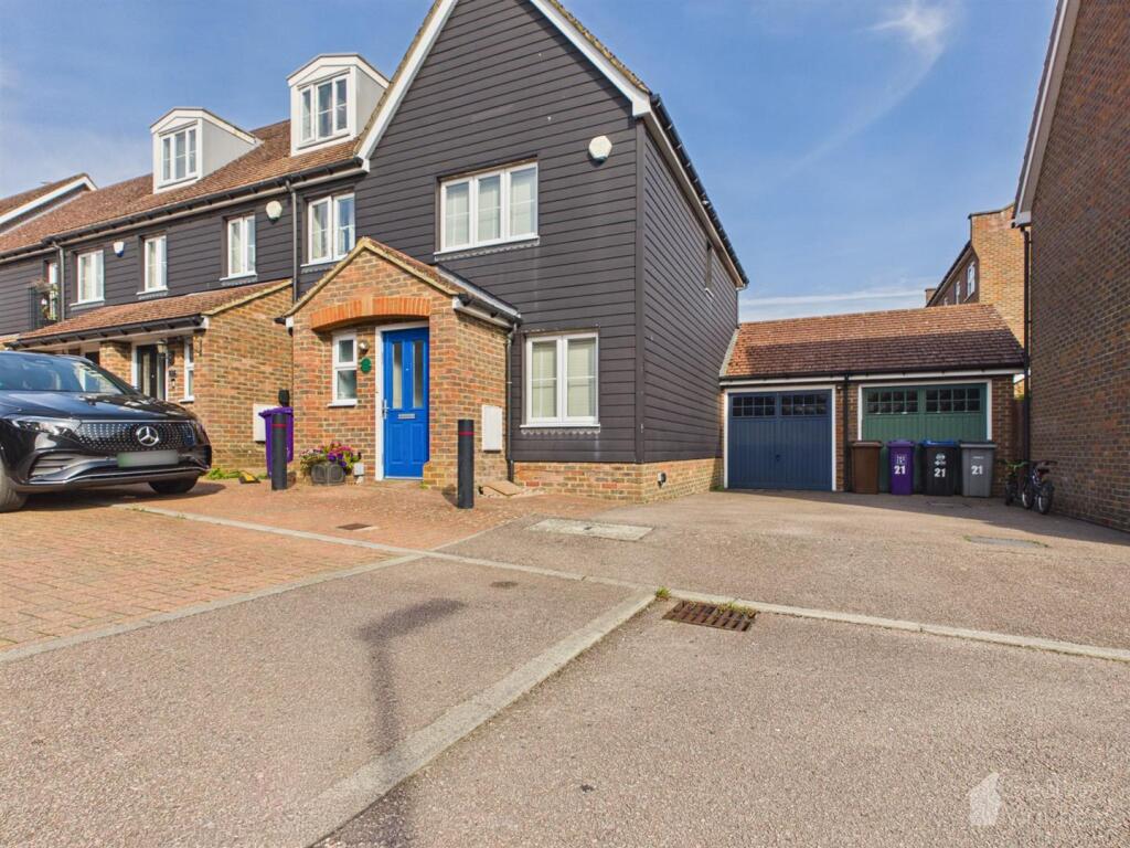 Main image of property: Haycock Round, Great Ashby, Stevenage