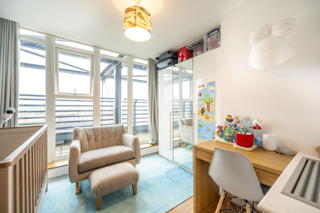 Apartment in London - View 4