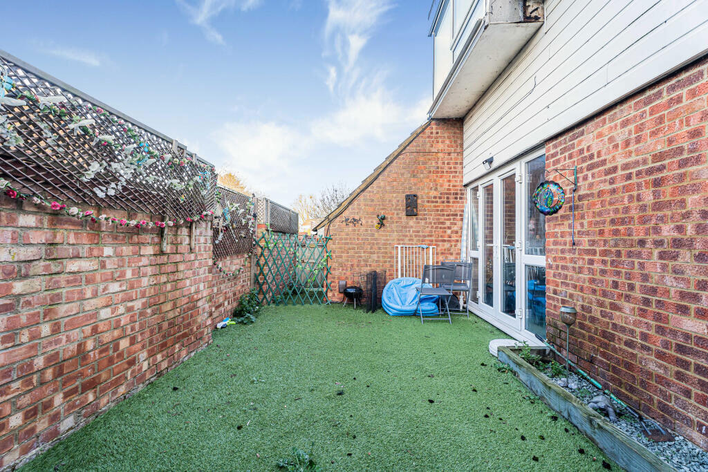 Additional image 10 of Ribbledale, London Colney, St. Albans, Hertfordshire, AL2 1TD