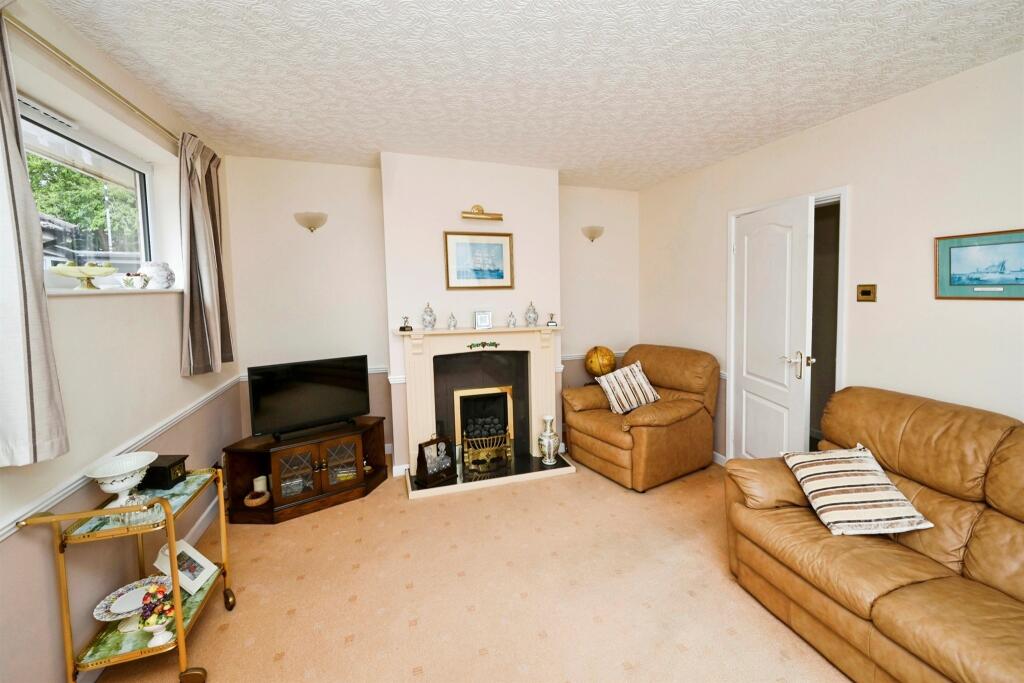 Kingsthorpe Crescent, Skegness photo 2