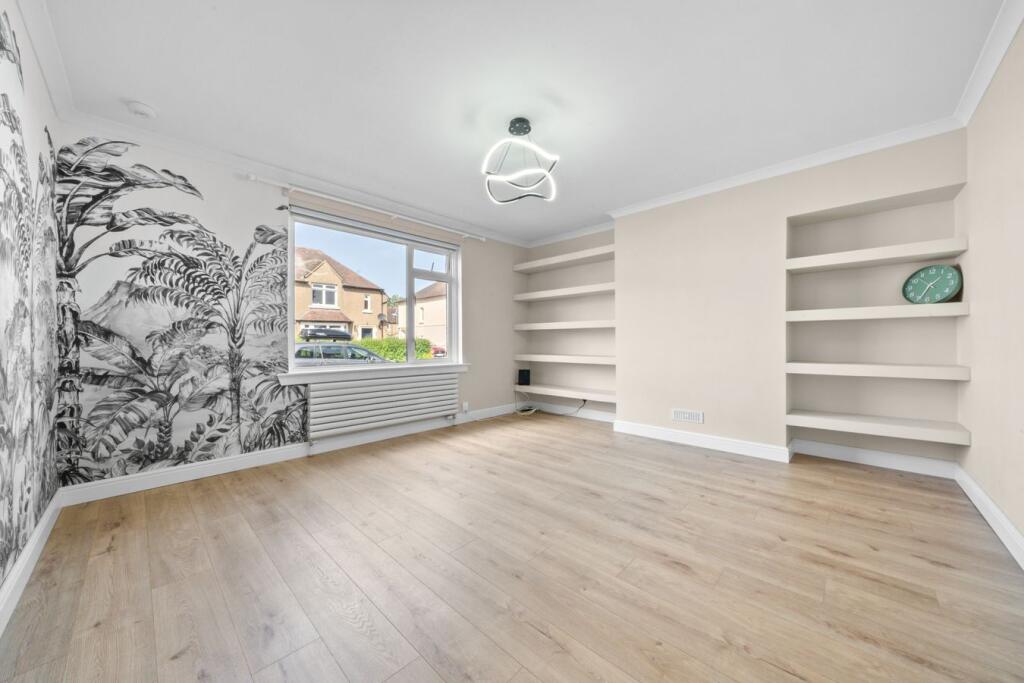 House in Falkirk - More