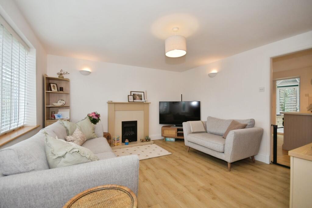 House in High Peak, Chapel-en-le-Frith - View 4