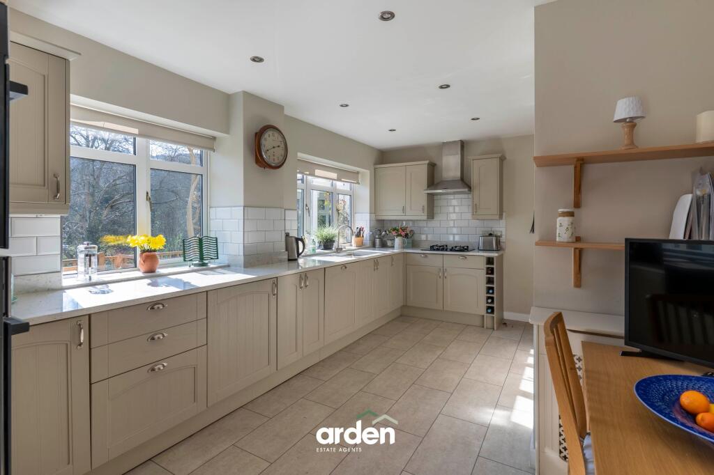 Additional image 5 of Groveley Lane, Cofton Hackett, B45