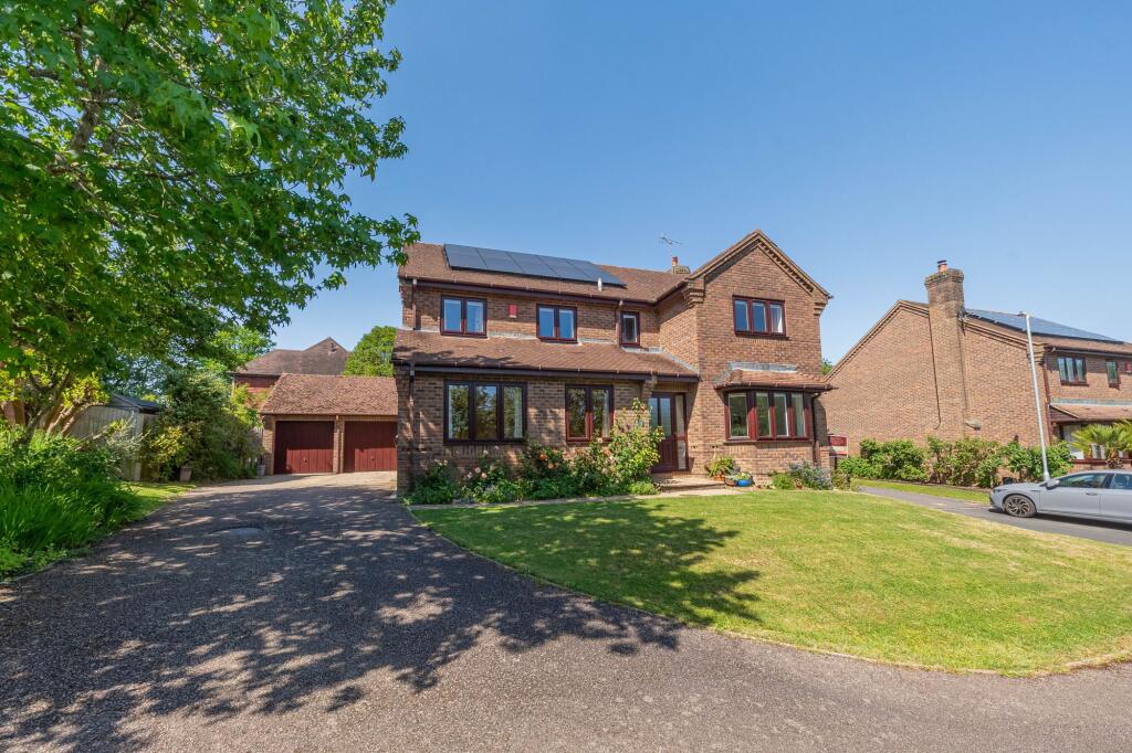 Main image of property: Strood Gate, Wivelsfield Green, RH17