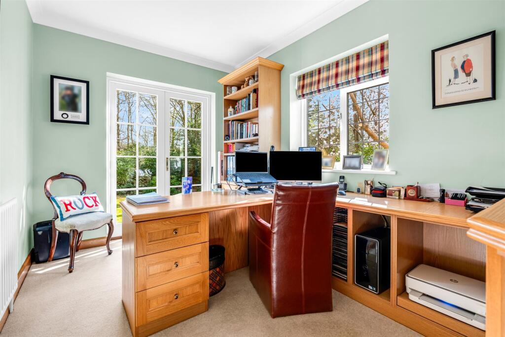 Additional image 7 of Bishops Road, Tewin, Welwyn