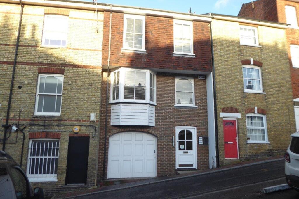 Main image of property: 1 Little Mount Sion, Tunbridge Wells, TN1 1YS