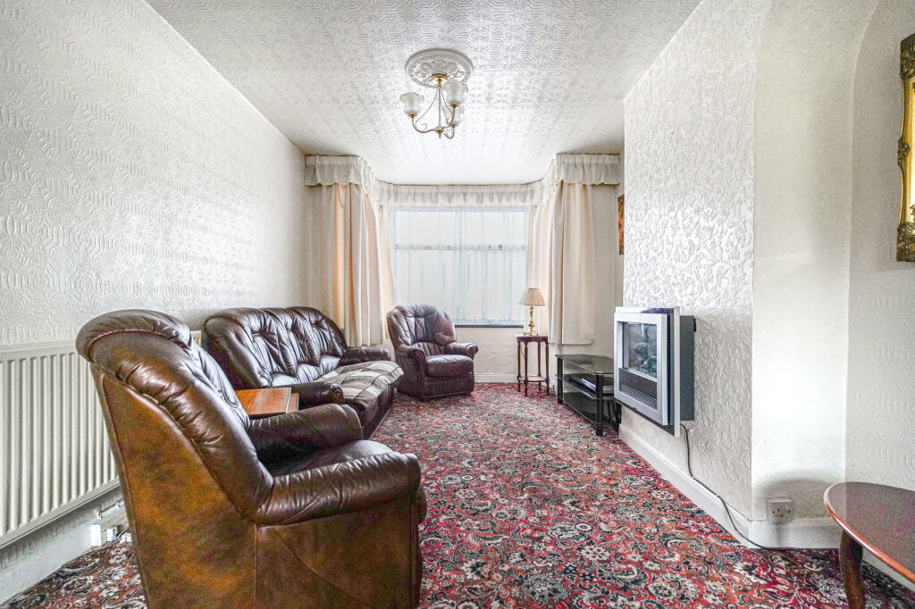 House in Birmingham, West Midlands - View 2