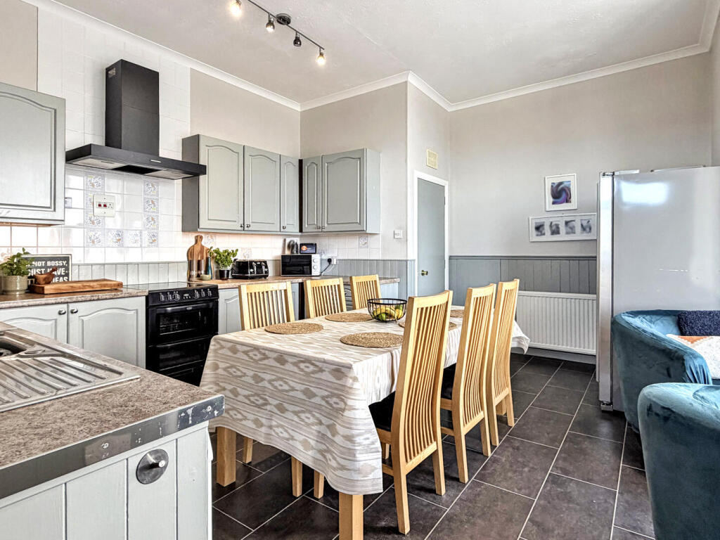 Additional image 11 of Portessie