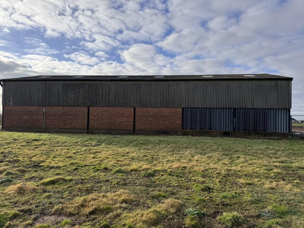 Barn Off Cade Drove, Gedney Broadgate, Spalding, Lincolnshire, PE12 0DG photo 5
