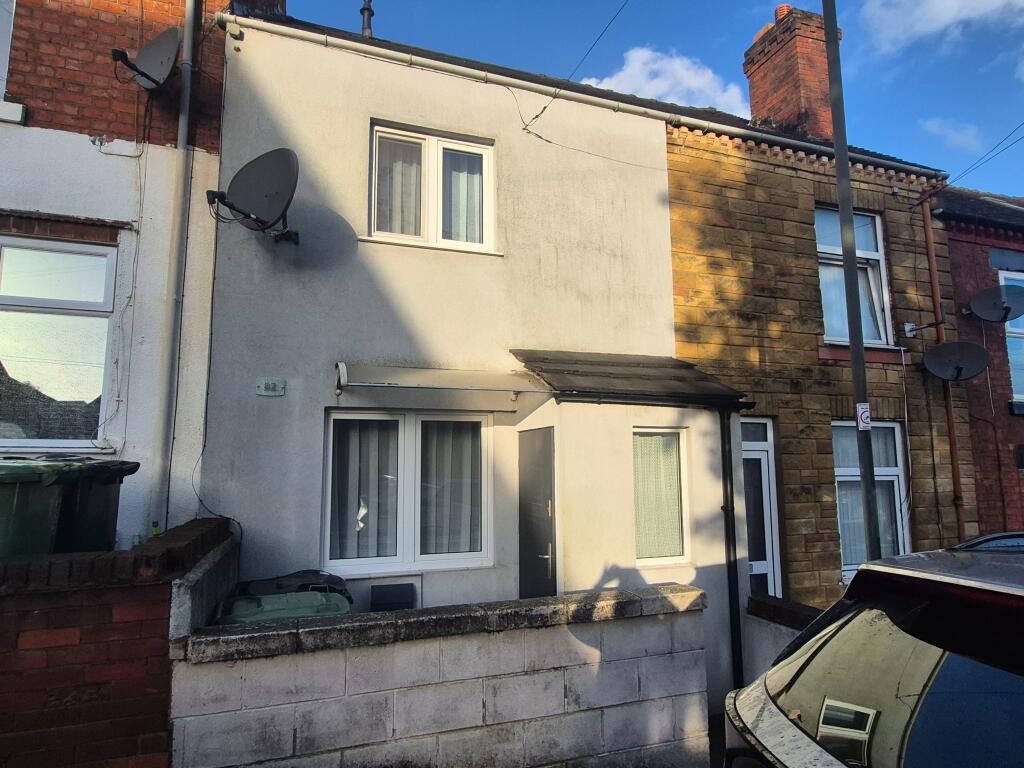 2-bed terraced on Nelson Street, Heanor, DE75, £118,000