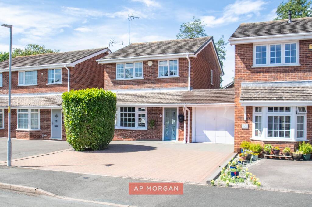 Main image of property: Hollyberry Close, Winyates Green, Redditch, Worcestershire, B98