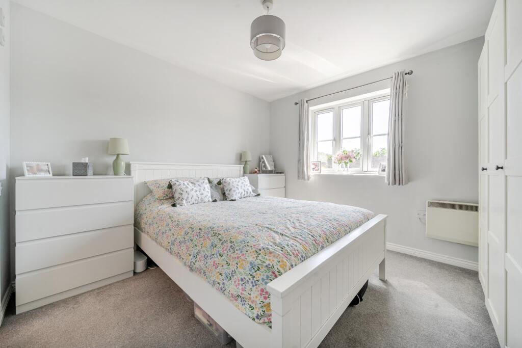 Apartment in Swindon, Oakhurst - View 2