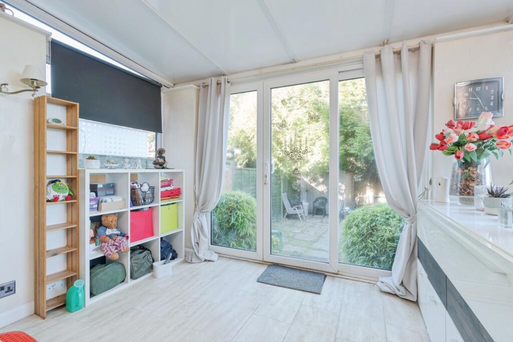 House in Tunbridge Wells, High Brooms, Sherwood - View 5