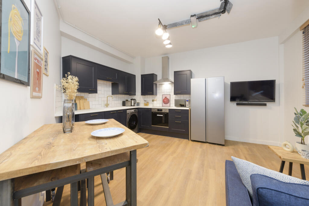 Main image of property: Flat 5, TW1X, London, TW1