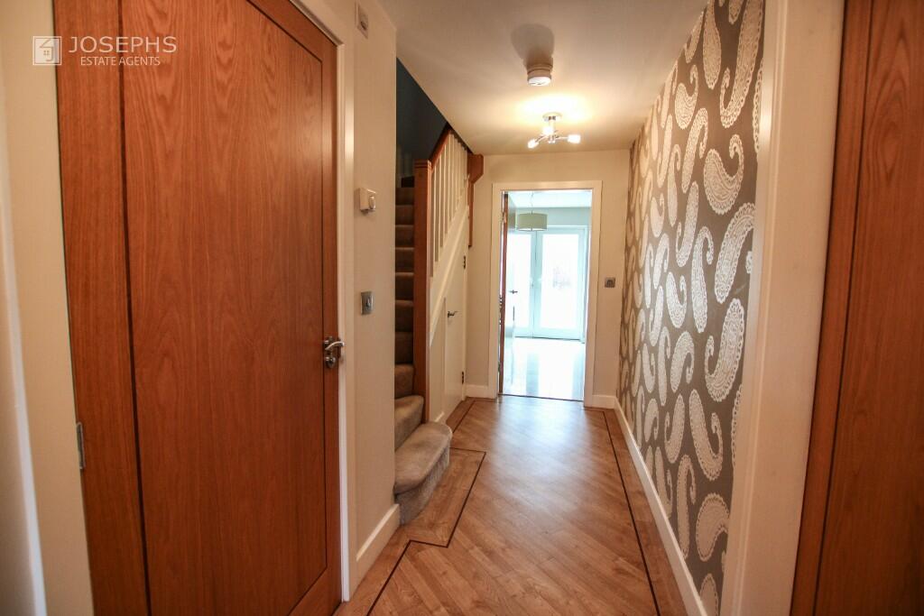 House in Bolton - View 4
