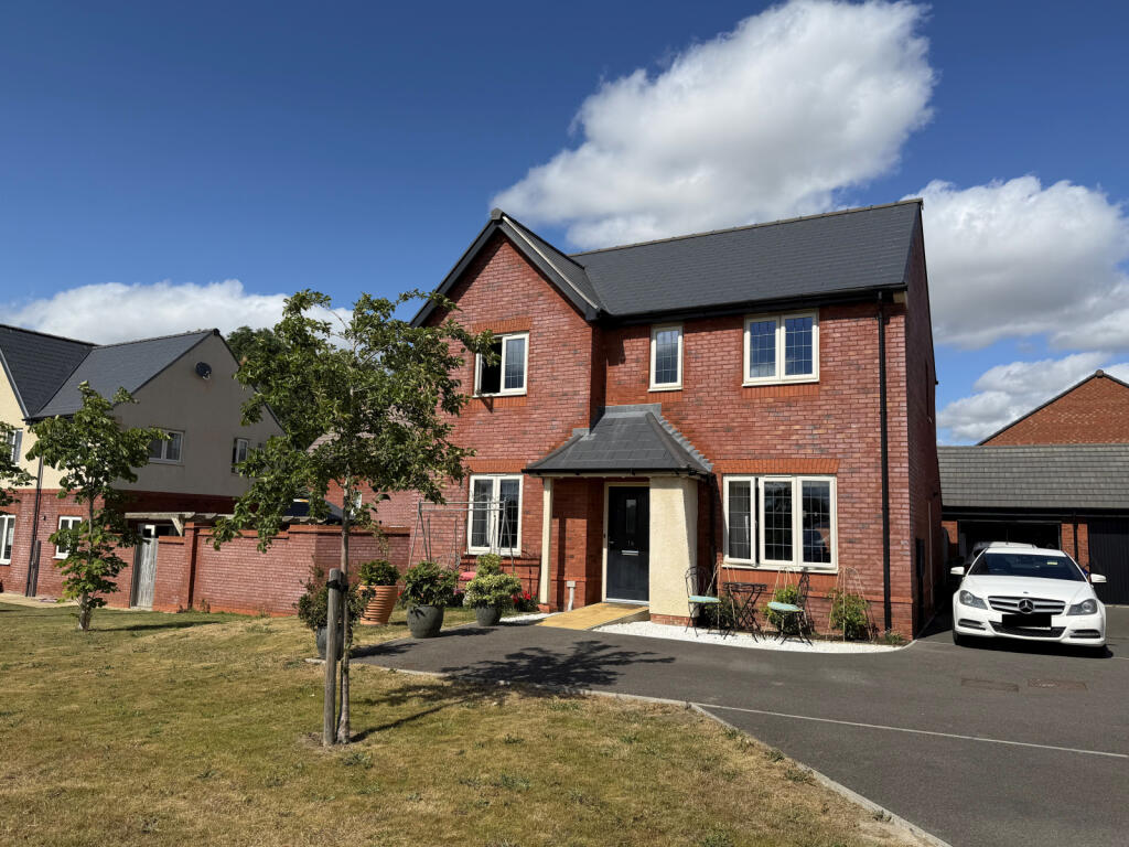 Main image of property: Snapdragon Close, Walton Cardiff, Tewkesbury, GL20