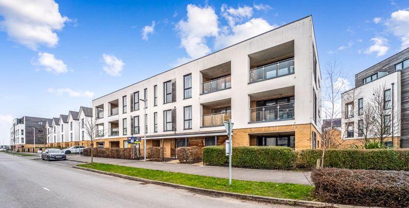 Main image of property: Cranwell Road, Locking Parklands - BEAUTIFUL FLAT