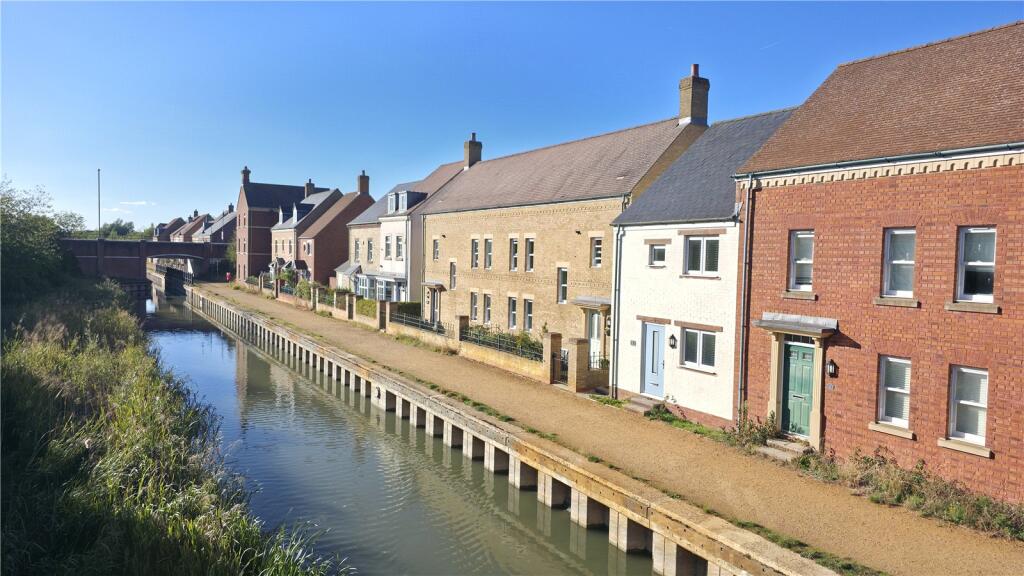 Main image of property: Mattocks Path, Swindon, Wiltshire, SN1